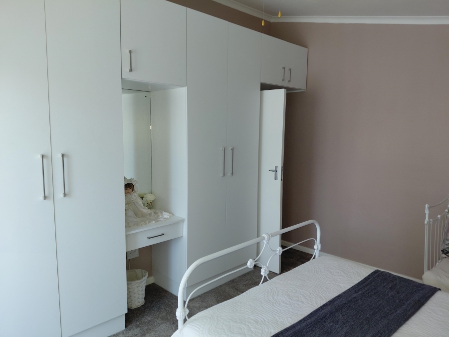 4 Bedroom Property for Sale in Bothasrus Eastern Cape